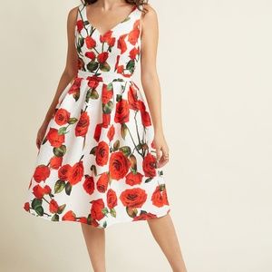 Chi Chi London High Tea Time Floral Dress (NWT)